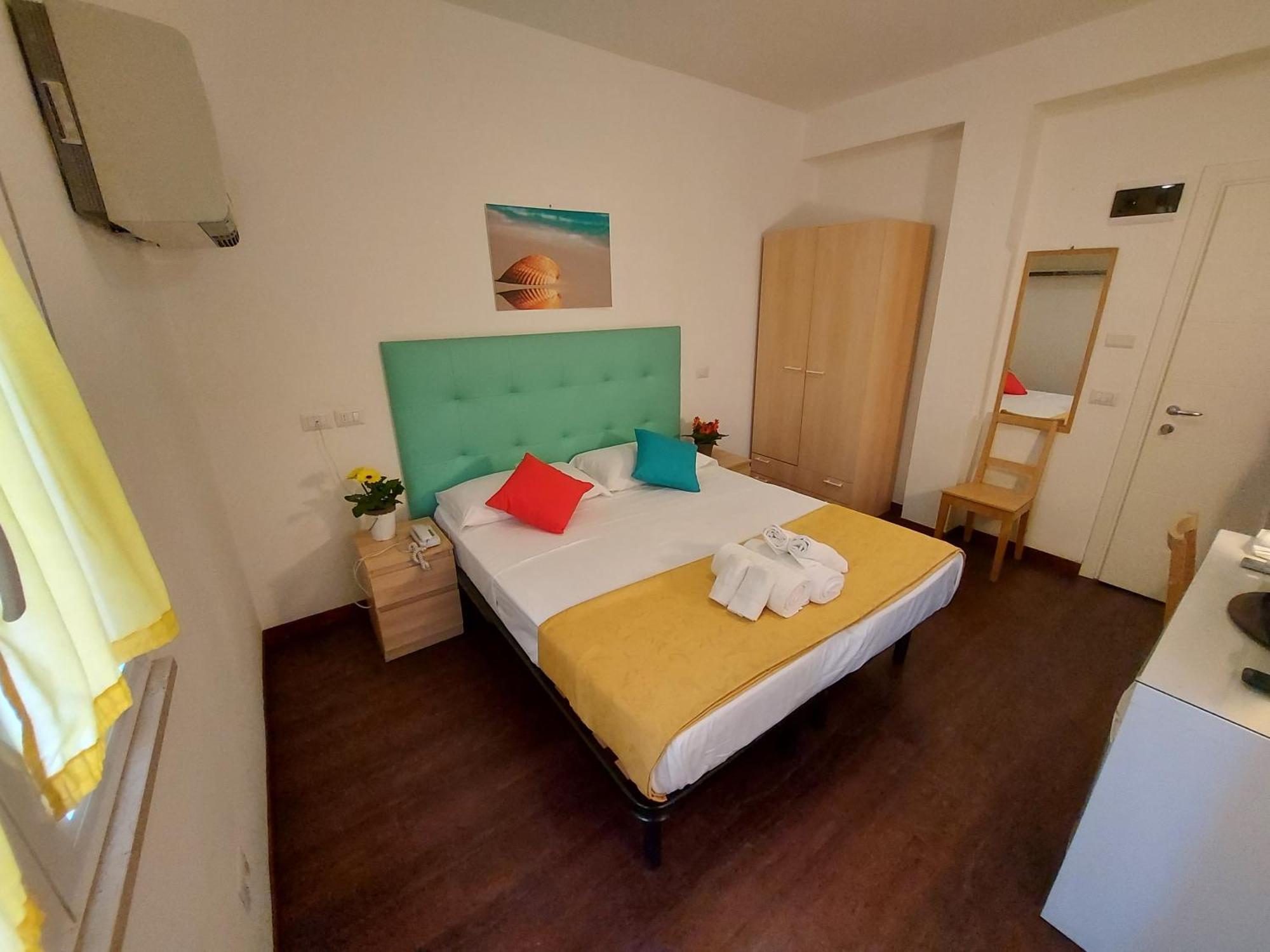 Hotel Senza Pensieri Riccione Quarto foto